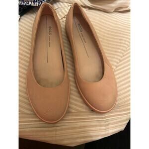 Ecco Barentz Rose Dust Nubuck Leather Slip On flats Size 39EU (8.5 - 9)